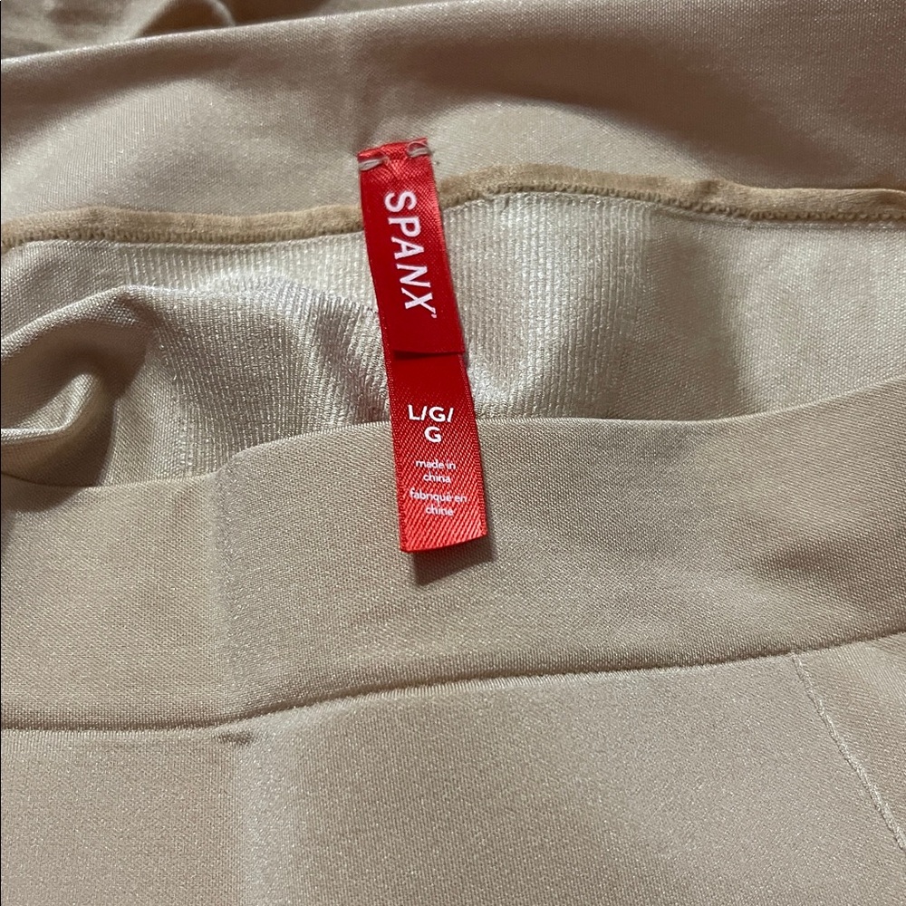 SPANX Women's NEW Oncore High Waist Mid Thigh Shaper Tummy Control in Soft Nude - Picture 3 of 5